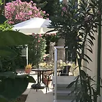 Avgi's 4* Limassol