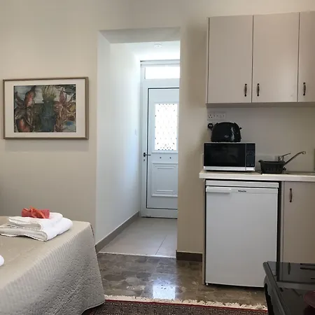 Avgi's Bed and breakfast