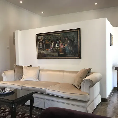 Avgi's Bed & Breakfast 4*