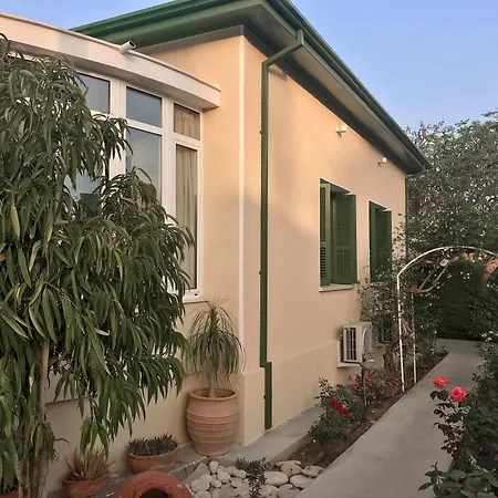 Bed & Breakfast Avgi's 4*