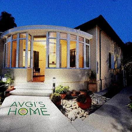 Avgi's Bed and breakfast 4*