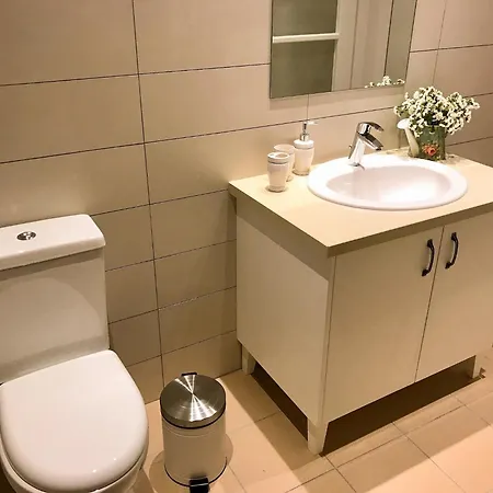 Bed & Breakfast Avgi's Limassol