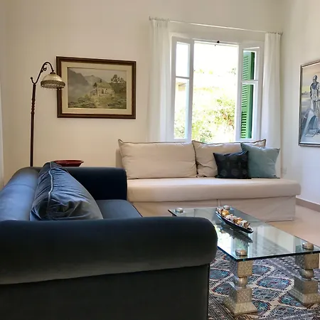 Avgi's Alojamento de Acomodação e Pequeno-almoço Limassol