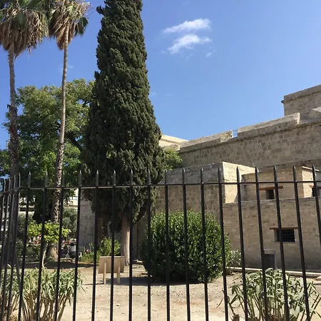 Avgi's Alojamento de Acomodação e Pequeno-almoço Limassol