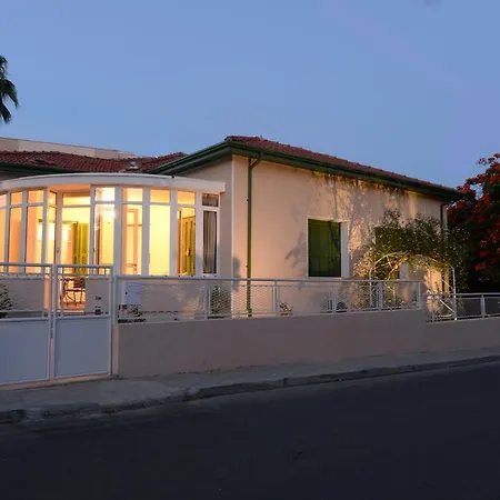 Bed & Breakfast Avgi's 3*