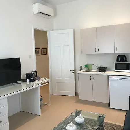 Avgi's Limassol