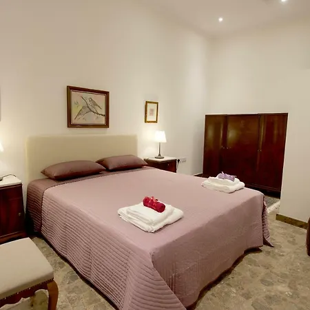 Avgi's Limassol