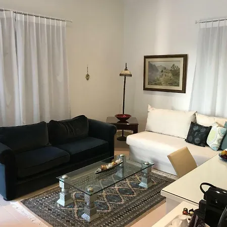Avgi's Bed & Breakfast 3*